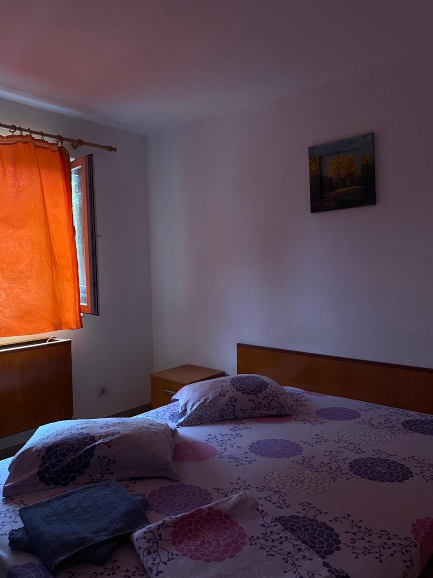 Villa Quiet Garden 1St Floor Bucarest Exterior foto