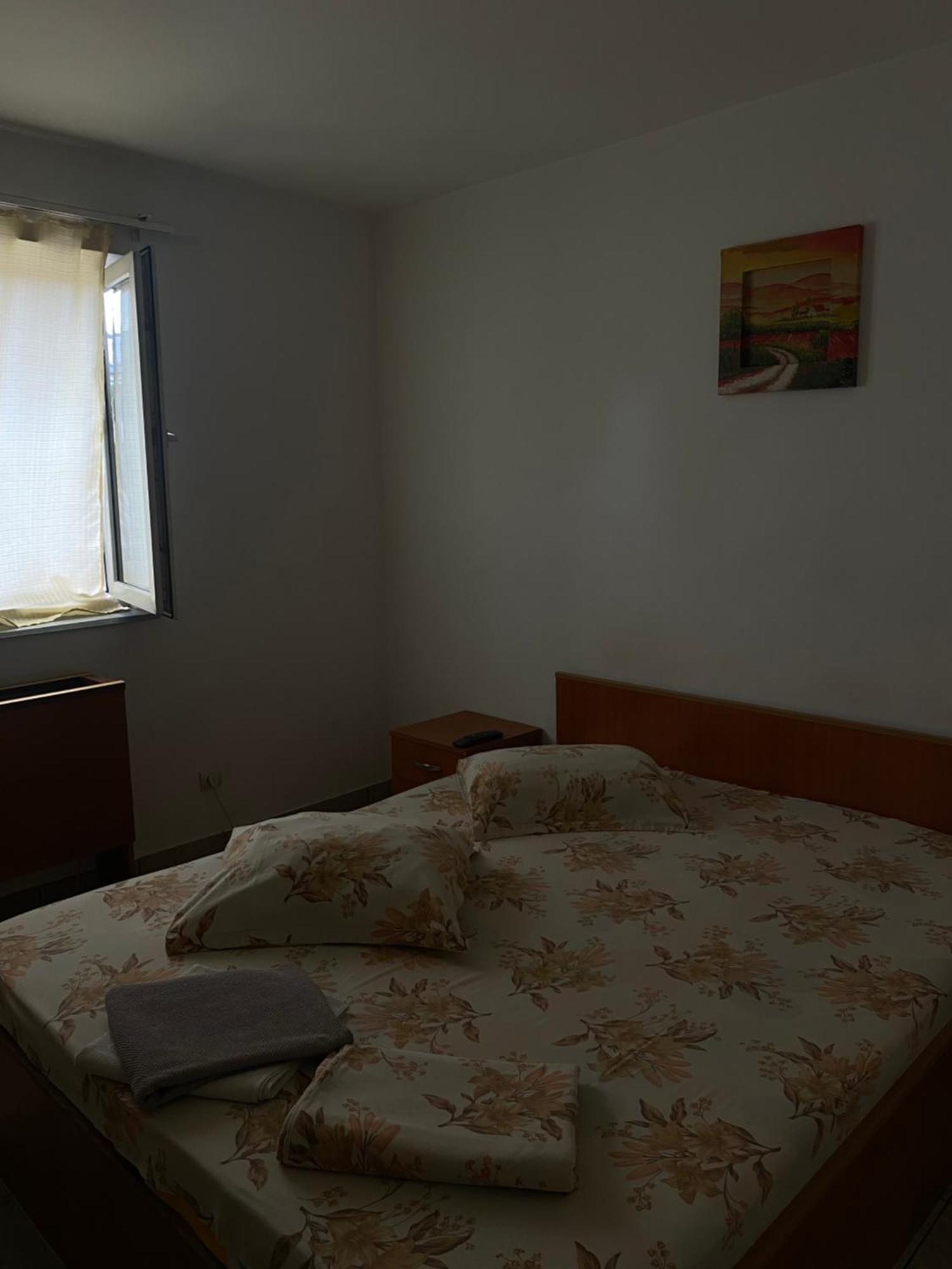 Villa Quiet Garden 1St Floor Bucarest Exterior foto